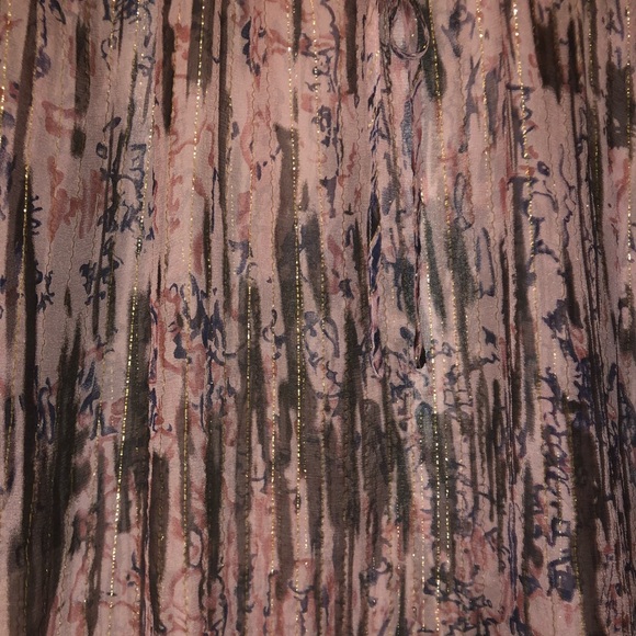 Parker Blouse - Picture 2 of 3